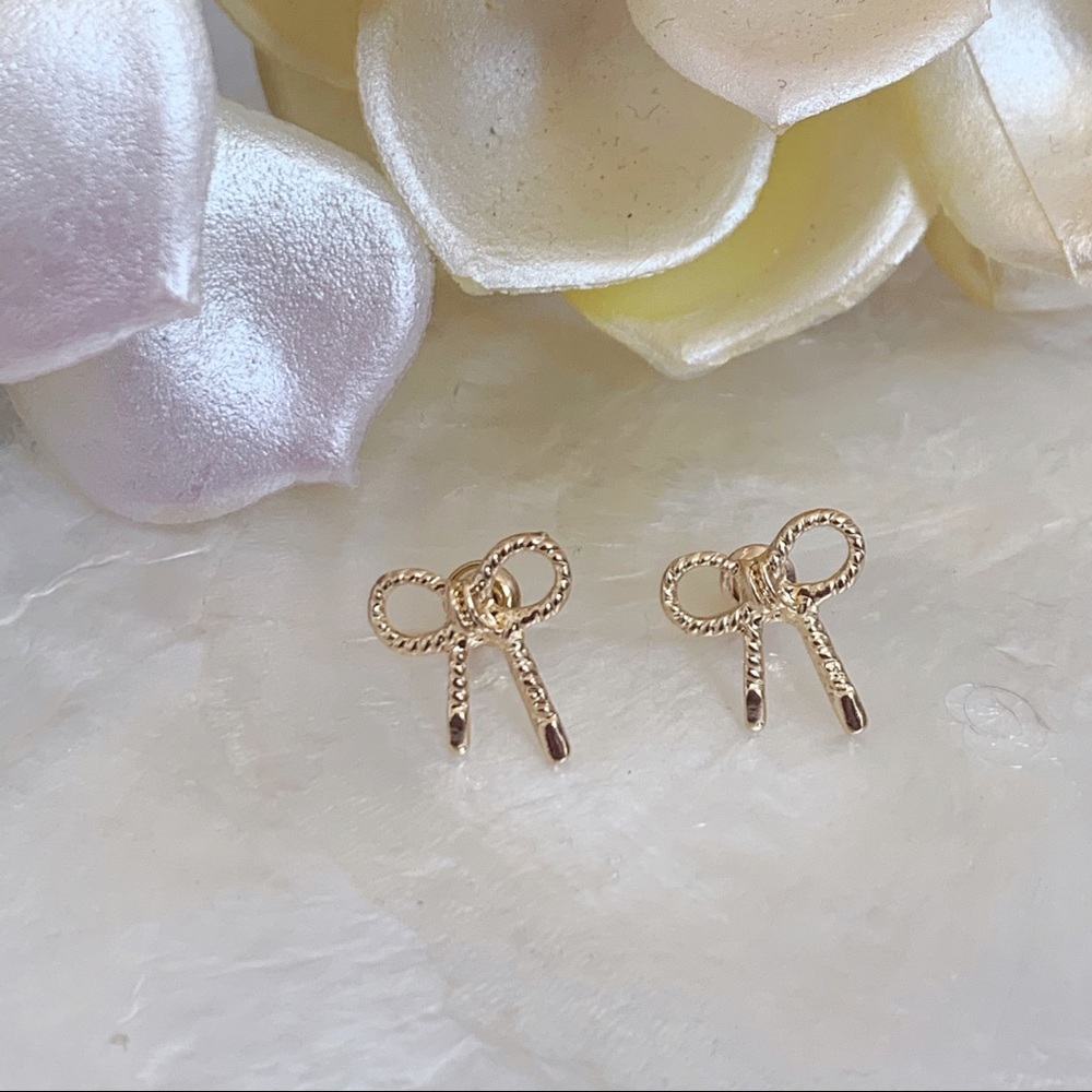 Gold Tone Dainty Bow Stud Earrings NEW Romantic